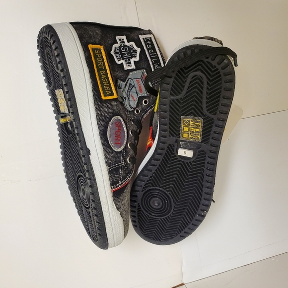 New assorted colors and sizes sneakers unisex for big boys and girls - Picture 5 of 16